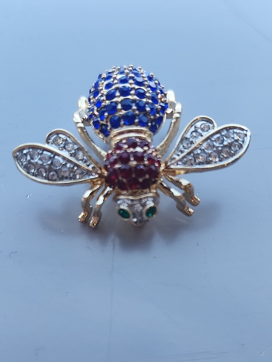 Joan Rivers Jewelry - Joan Rivers Gold Bee Brooch with Blue, Red and Green Accents